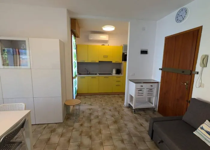 Welcoming Flat With A Magnificent Terrace דירה *