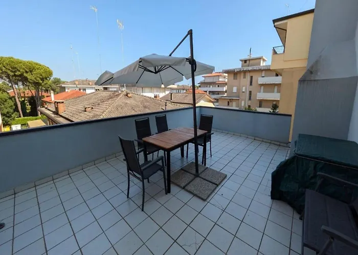 Welcoming Flat With A Magnificent Terrace 아파트